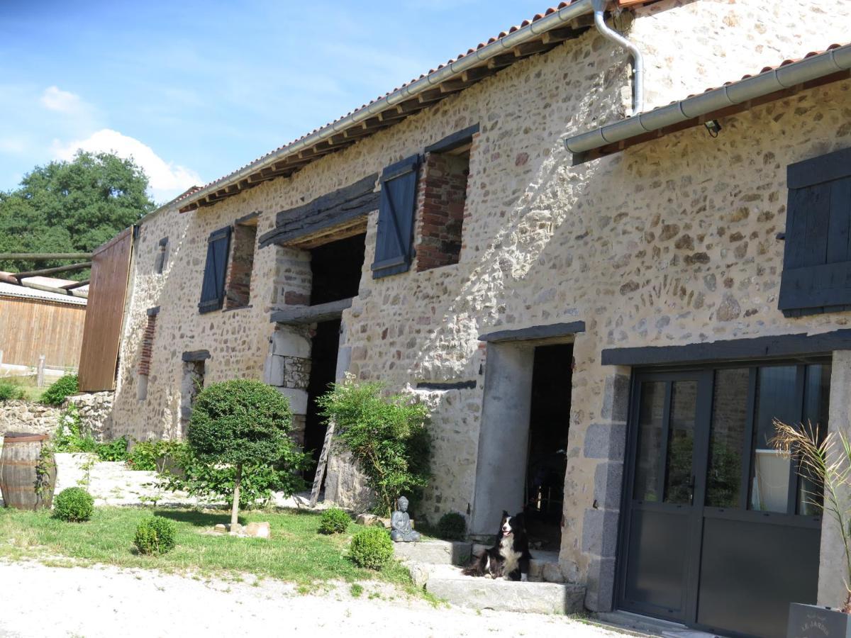 La Ferme De Pomereix Le Dorat Exteriör bild
